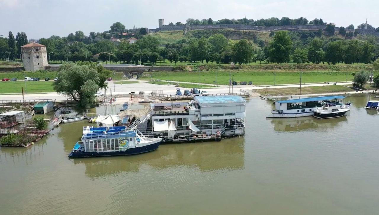 Sweet House On The River Belgrade Extérieur photo