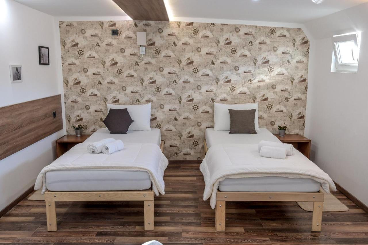 Sweet House On The River Belgrade Extérieur photo