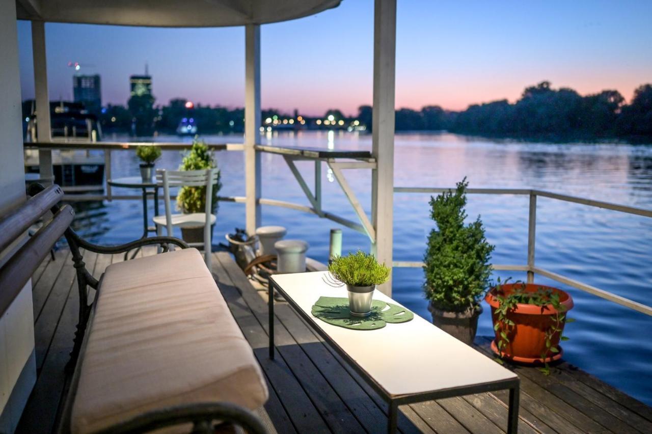 Sweet House On The River Belgrade Extérieur photo