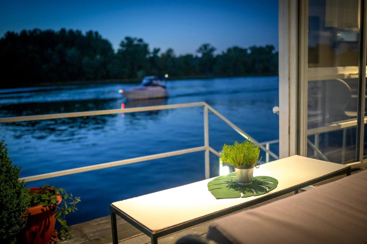Sweet House On The River Belgrade Extérieur photo