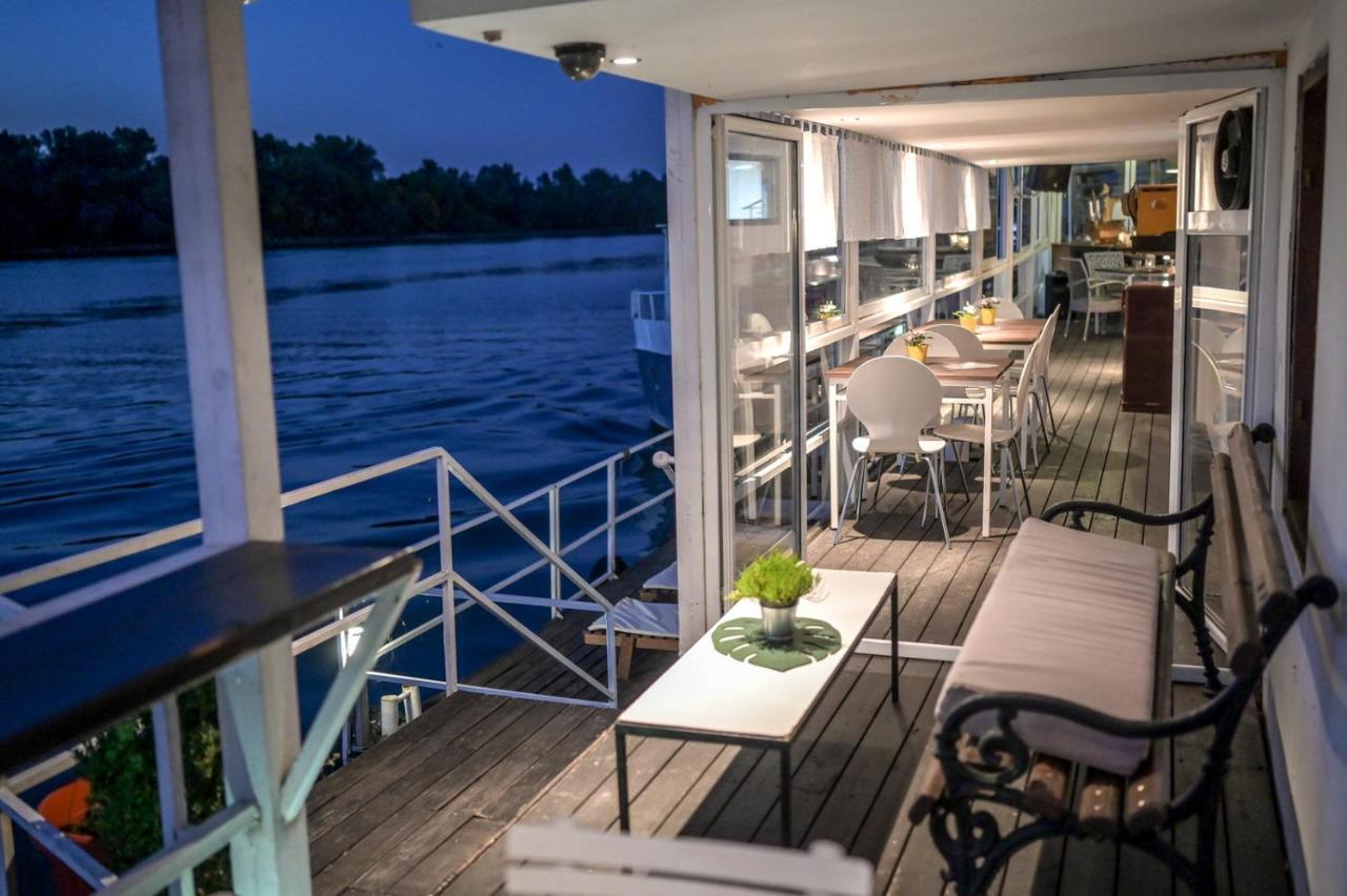 Sweet House On The River Belgrade Extérieur photo