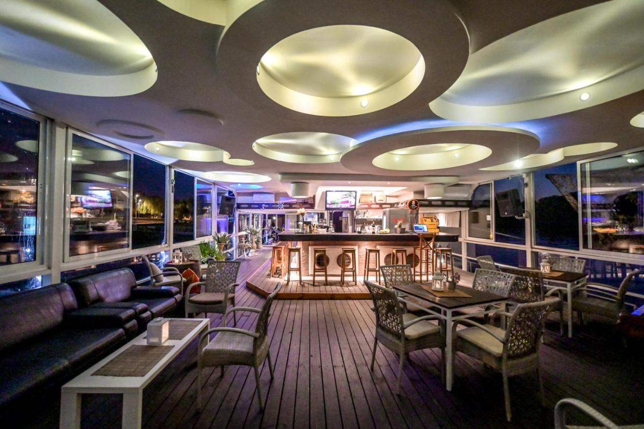 Sweet House On The River Belgrade Extérieur photo
